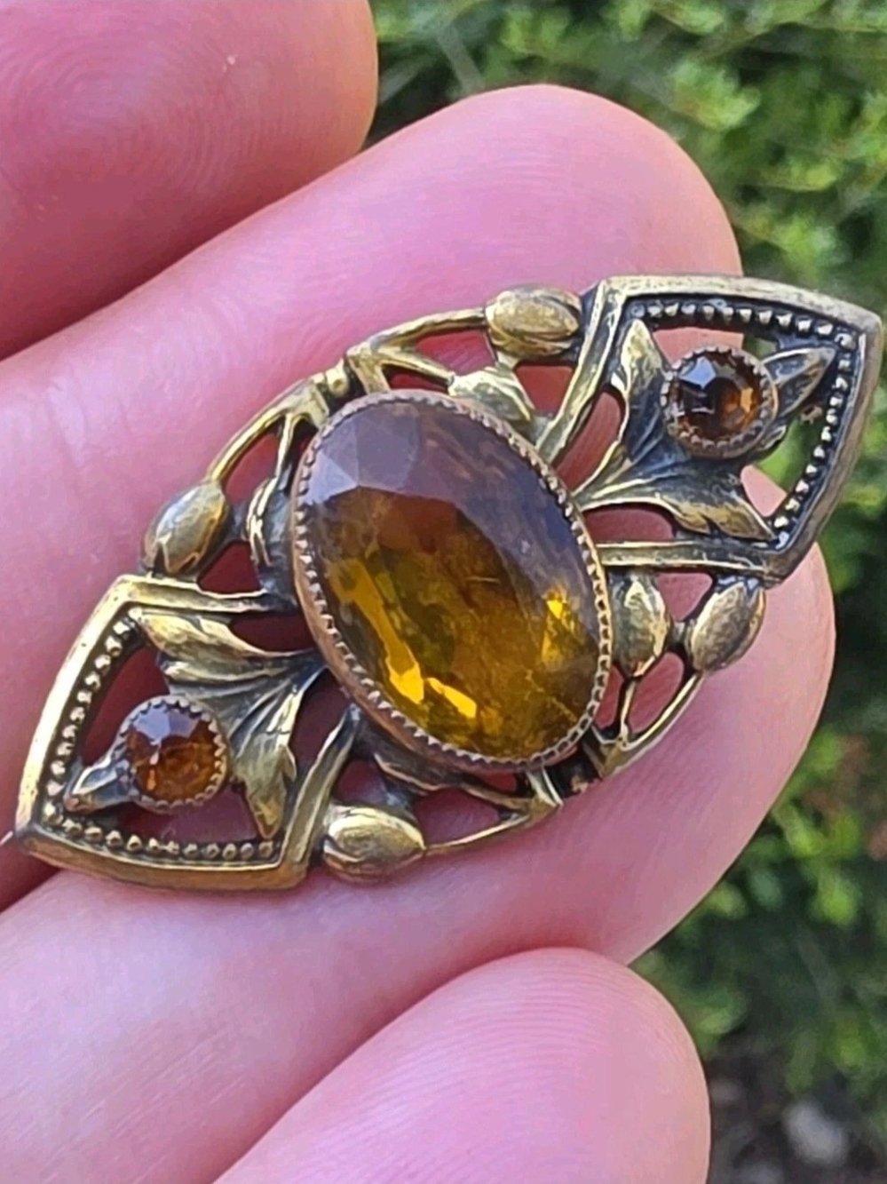 Vintage Art Nouveau Edwardian Openwork Amber Glass Stone Brooch Floral